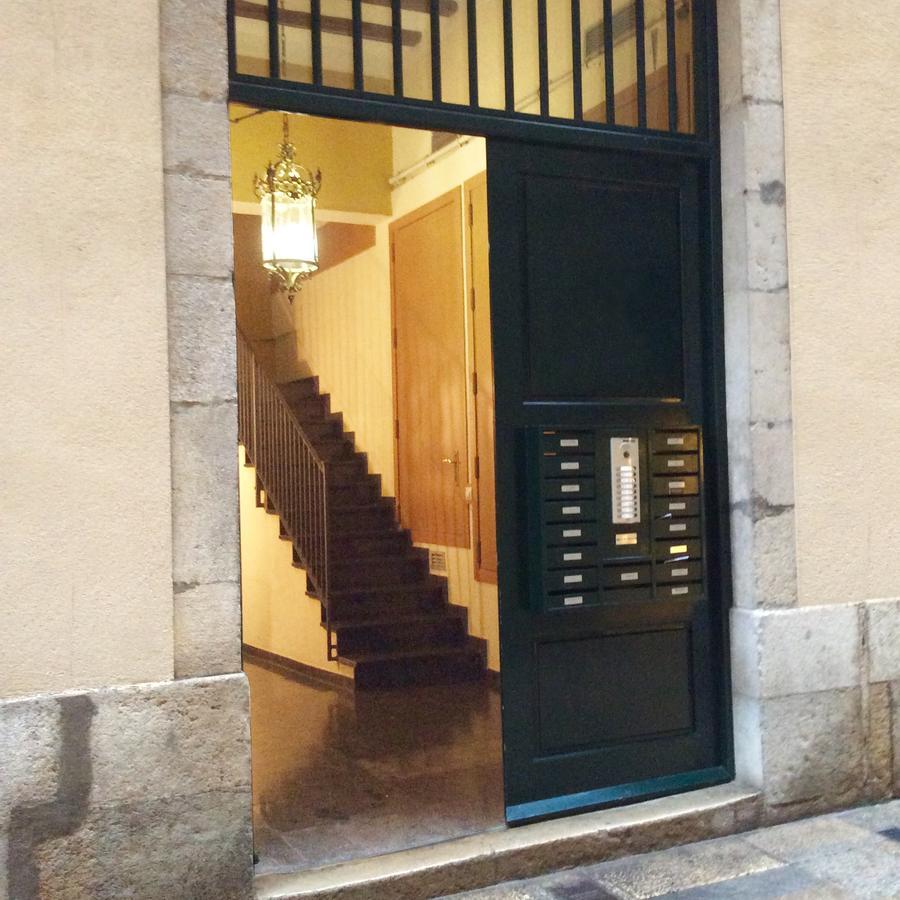 Apg Mercaders 6 Girona Ngoại thất bức ảnh